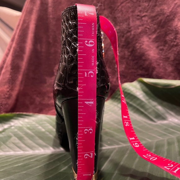 Tory Burch Low Boots - Picture 5 of 7